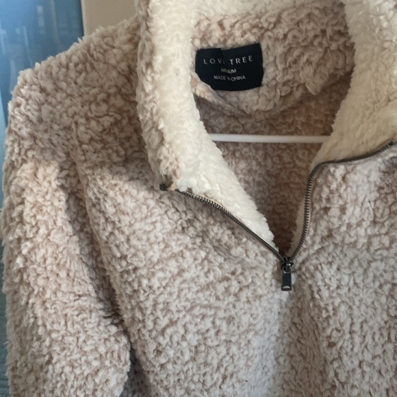 Fuzzy zip up pullover - Picture 2 of 3